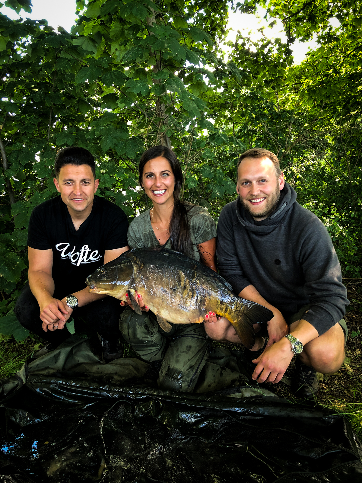 Karpfenangeln in Belgien mit Claudia Darga und Angling Direct